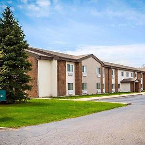 Quality Inn Chesterton Near Indiana Dunes National Park I-94